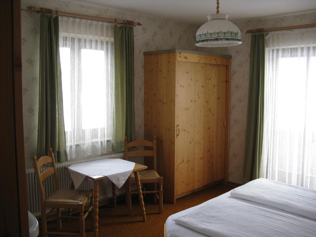 Haus Pfarrkirchner Lägenhet Mauterndorf  Rum bild